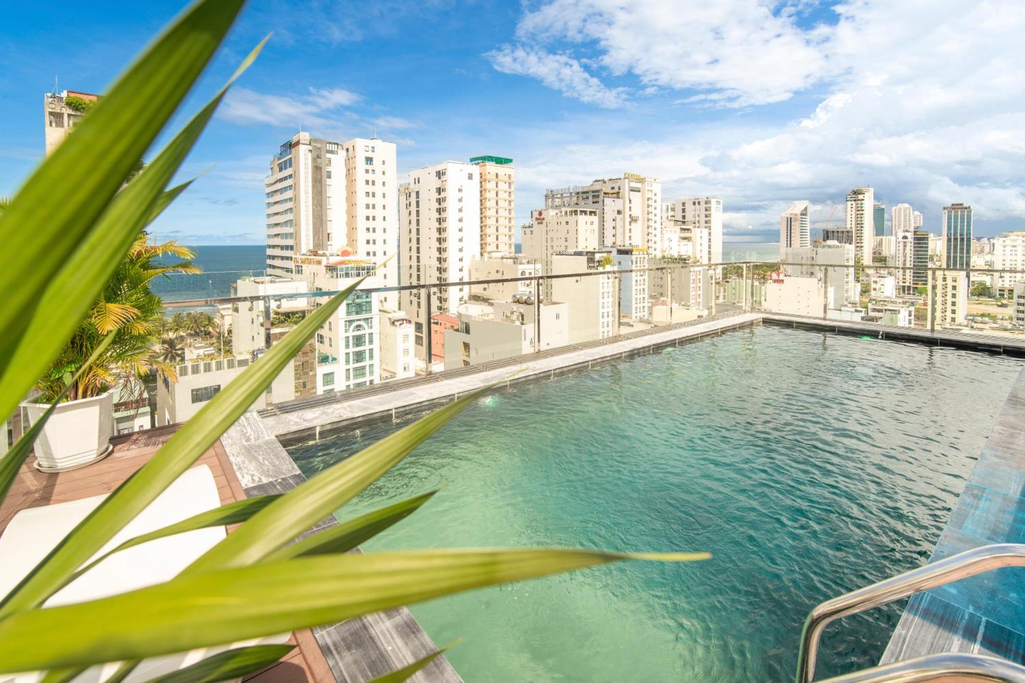 Elites Hotel Da Nang Bagian luar foto