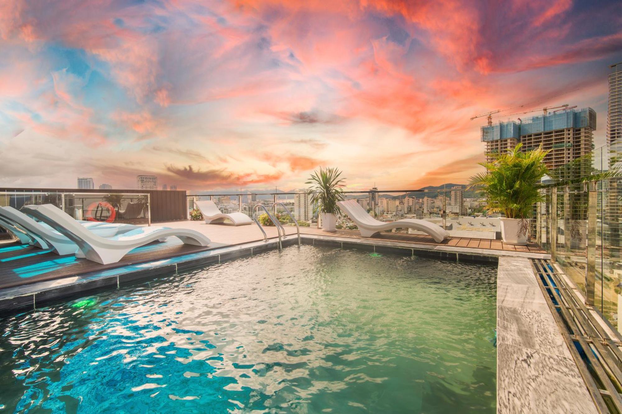 Elites Hotel Da Nang Bagian luar foto